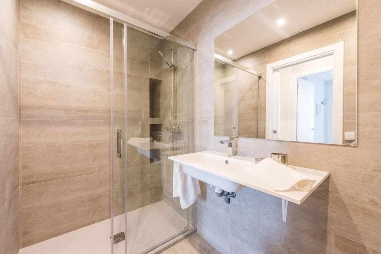 Apartamento lujo princesa gran vía Madri Exterior foto